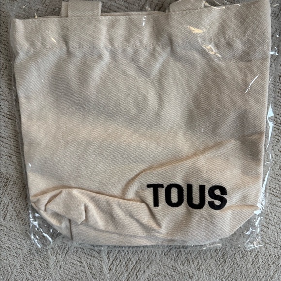 Tous Neutral Canvas Tote - Picture 1 of 3